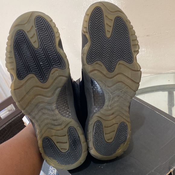 COPY - AIR JORDAN 11 RETRO 'CAP AND GOWN' - Picture 8 of 8